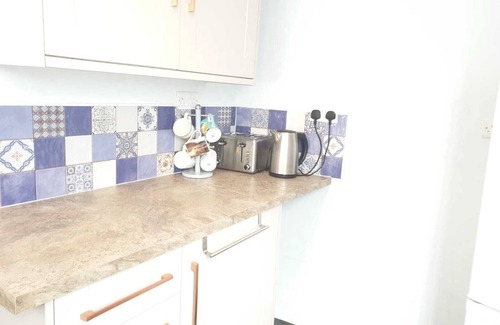 Dolgellau House | Well appointed Grade II listed traditional stone house.