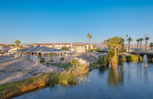 Mohave Valley House | Well-appointed home just steps from the Colorado river!