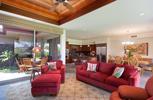 Kamuela House | Well Equipped Kitchen: 3Br Resort Luxury Condo-Private Beach Club, The Villages
