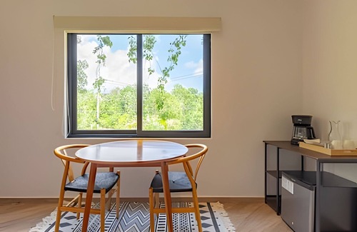 La Veleta Condo | Well-Equipped Lock-Off Studio 202 North - B