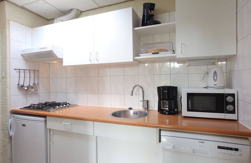 Strucht House | Well-kept bungalow with fireplace, 4 km. from Valkenburg