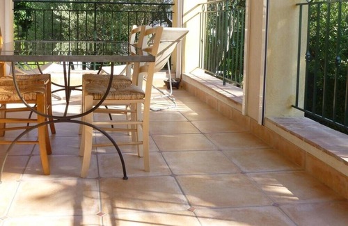 Cap-d'Antibes Apartment | Well located calm comfort Cap d'Antibes. Clim 2 ch stay terrace garden parking