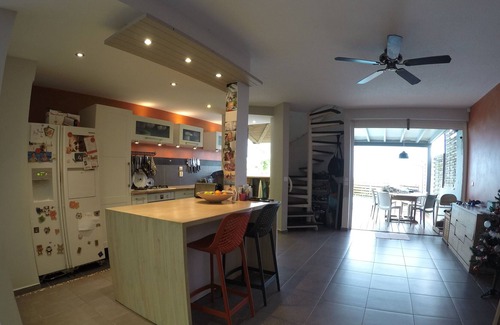 L'Houezel House | Well located house with sea view, swimming pool, air conditioning