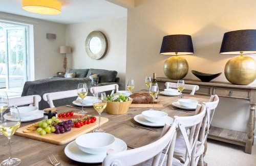 Chirbury with Brompton House | Wellingtonia Cottage
