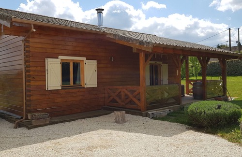 Grun-Bordas House | WELLNESS AND REST IN THE COUNTRYSIDE IN A WOODEN HOUSE