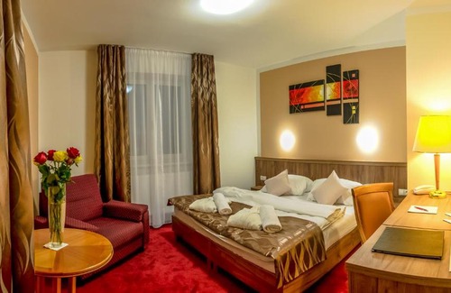 Hruba Voda Hotel | Wellness Hotel Hluboký Dvůr