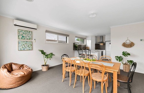 Geelong West House | West Addis I Longer Stays Welcome