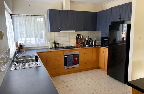 West Beach House | West Beach Getaway - Family & Pet Friendly