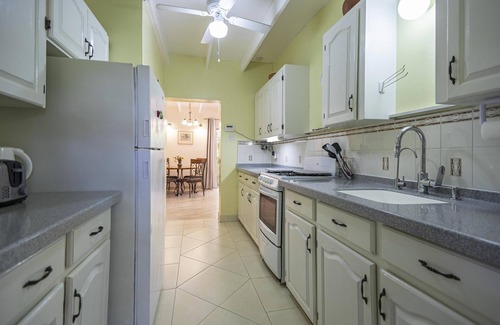 Gibbs Bay Cottage | West Coast Charming 2-bedroom cottage in wonderful Gibbes