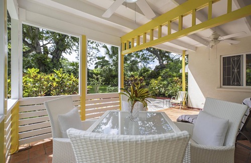 Gibbs Bay Cottage | West Coast Charming 2-bedroom cottage in wonderful Gibbes