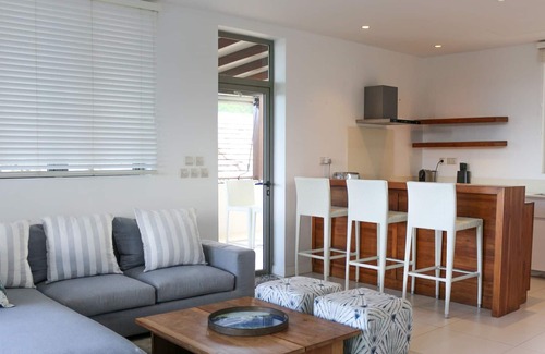 Black River Apartment | West Coast Marina - 2 Bedroom Penthouse