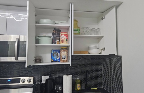 West Edmonton House | West Edmonton 2 Bedroom Basement | Free Parking & Fast Internet
