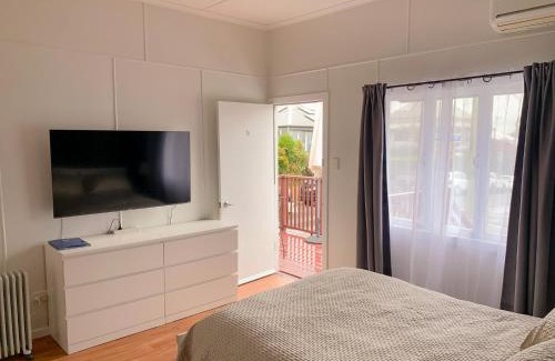 West End Apartment | West End Studio 5