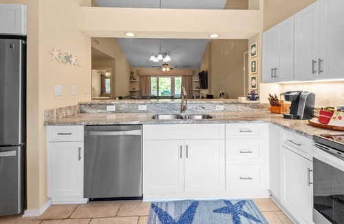 Arcadian Shores House | West Hyde Park 7E in Kingston resort, Pools, Beach