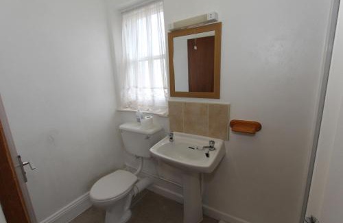 Colwyn Bay Bed & Breakfast | West Point Hotel Bed and Breakfast