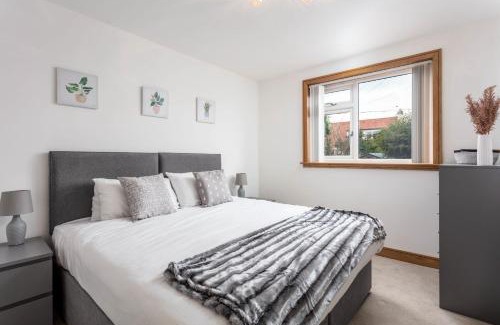 Ayr Apartment | West Sands - Donnini Apartments