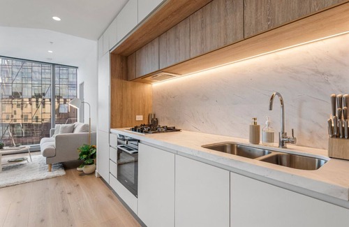 Melbourne Central Business District Apartment | West Side Paradise by Ready Set Stay