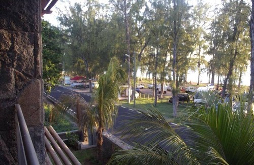 Cascavelle House | West Terraces Residence No 5 With Seafront Beachfront License No 13516