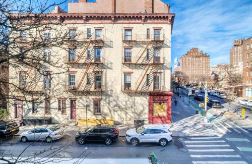 West Village Apartment | West Village 3br w wd nr Pier 46 NYC-1098