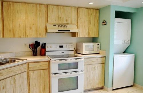 Holmes Beach Apartment | Westbay Point Moorings 274 Home
