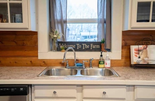 Hoyt House | Western Theme near Connors State,Muskogee,I-40,Eufaula Lake, located in Warner!