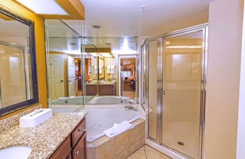 Florida Central Atlantic Coast Villa | Westgate Lakes Resort and Spa Studio near Universal, Sea World and Disney
