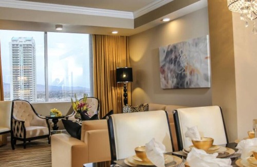 Las Vegas Resort | Westgate Resort and Casino with all the amenities, and walk to Grand Prix