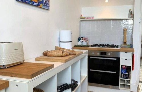 Westgate-on-Sea House | Westgate | Spectacular Sea Views | Log Burner | Sandy Beach 2 mins walk