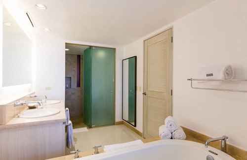 Maneadero Resort | Westin Los Cabos Resort Villas Baja Point Ocean View One Bedroom Villa