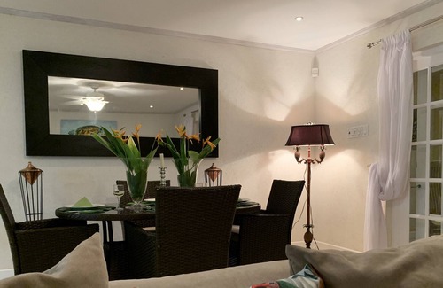 Lower Carlton Villa | Westlook villa with Plunge Pool and Sea Views. No extra costs for room tax.