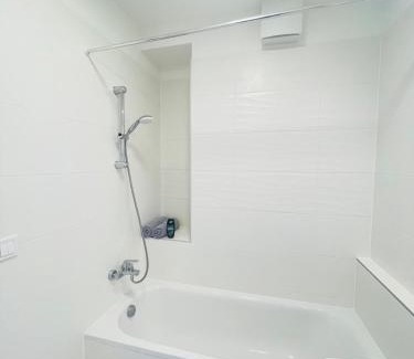 Ujlipotvaros Apartment | WestSide Garden Modren Family Apartment with Parking