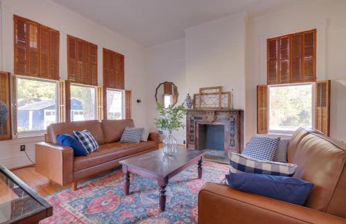 Columbus House | WFH Friendly Abode with Balcony in Columbus!