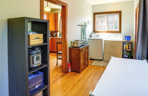 Elmwood House | WFH-Friendly Berkeley Home < 2 Mi to University!