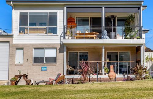 Fishermans Bay Apartment | Whale Studio Suite