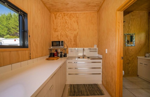 Te Rerenga Cottage | Whangapoua Glamping Hideaway - Whangapoua Bach