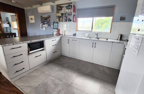 Jurien Bay House | What do you want from a holiday home. Short walk to the beach, shops, cafes and pubs?