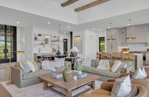 Cedar Cliff House | Where luxury meets perfection. 6BR, 4.5BA on Lake Chatuge.