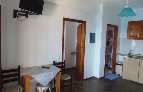 Skopelos Apartment | Where the sea meets the sky 7 , studiosmilos-skopelos