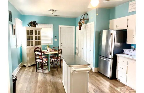 Sayles Blvd. Area House | While in Abilene