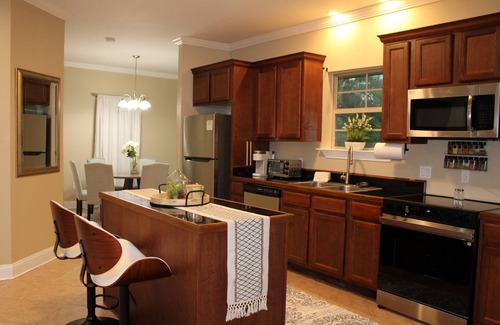 Hammond House | Whiskey Bizness