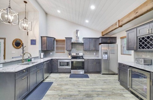 Lake Harmony Cabin | Whiskey Pines Retreat