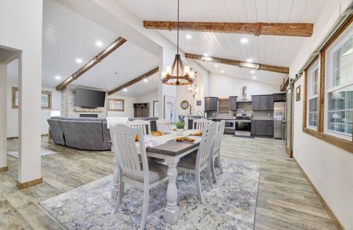 Lake Harmony Cabin | Whiskey Pines Retreat