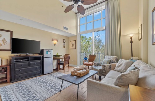 Baytowne Wharf Condo | "Whispering Palms" #3501 Sleeps 4