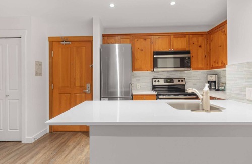 Blackcomb Condo | Whistler - Lost Lake Lodge #103