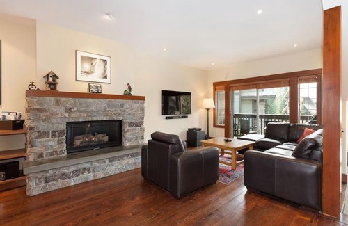 Upper Village House | Whistler Snowy Creek Ski-In Access