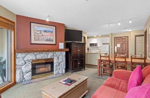 Upper Village Condo | Whistler - The Aspens - AS339