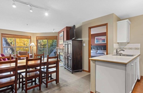 Upper Village Condo | Whistler - The Aspens - AS339