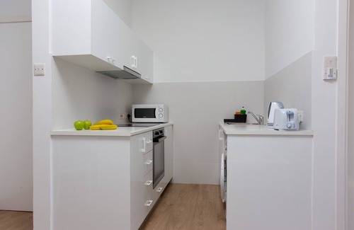 Agios Tychon Apartment | White Arches Sea View Apartment