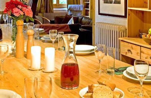 Argentiere House | White Chalet
