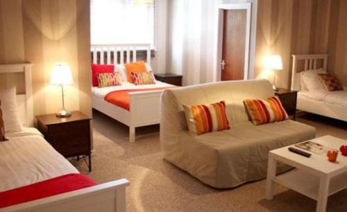 Pentrefelin Hotel | White Hart Llandeilo